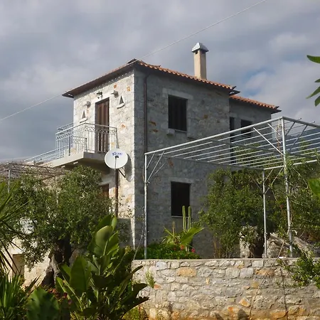 Holiday home Aloni *